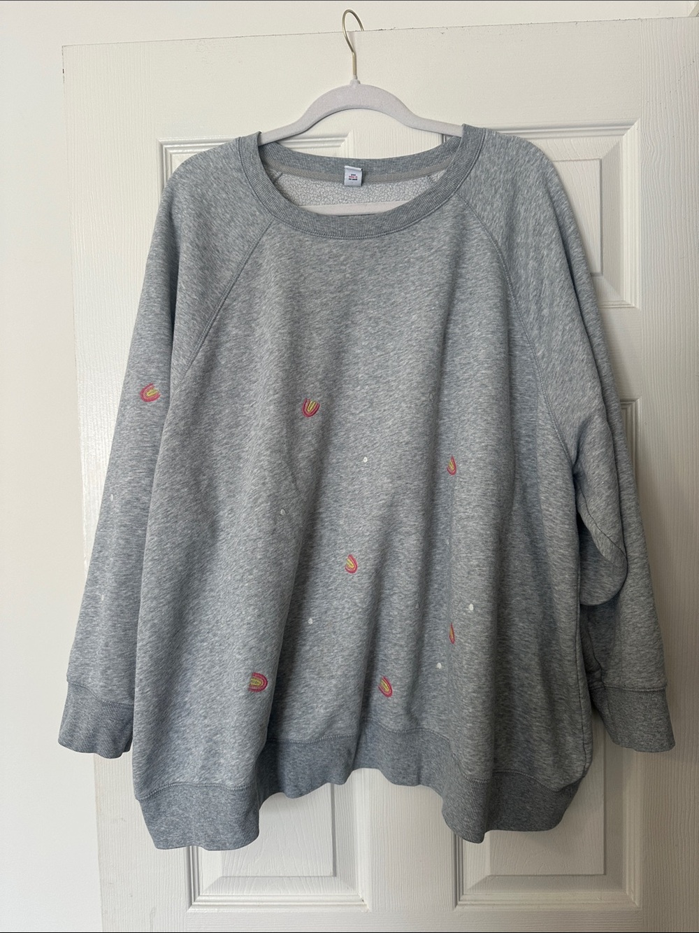 Old Navy Gray Sweatshirt with Small Multicolor Embroidery